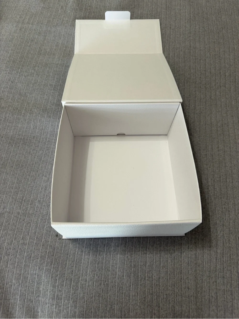 Dior White Box with Gold Logo Centered new